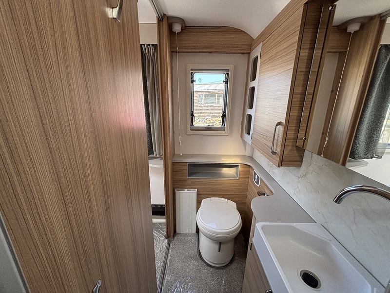 Bailey Unicorn Vigo 2023 Caravan - Large 38