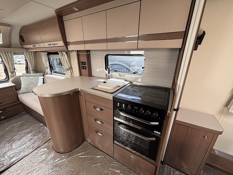 Buccaneer Cruiser 2018 Caravan - Large 12