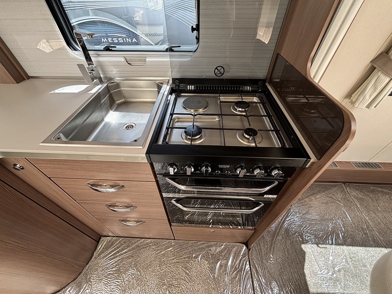 Buccaneer Cruiser 2018 Caravan - Large 16