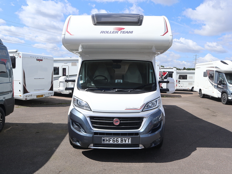 Rollerteam Autoroller 746 2016 Motorhome - Large 1