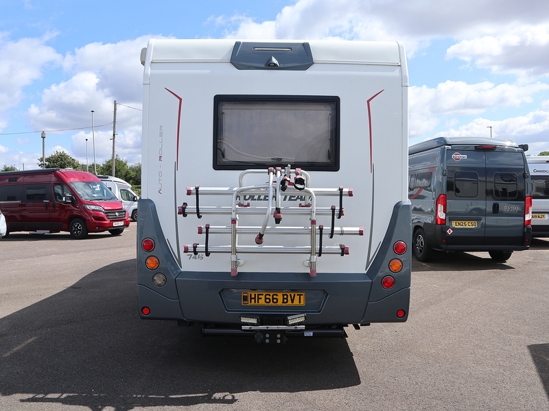 Rollerteam Autoroller 746 2016 Motorhome - Large 5
