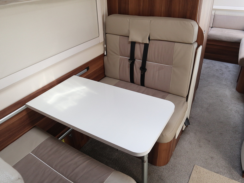 Rollerteam Autoroller 746 2016 Motorhome - Large 9