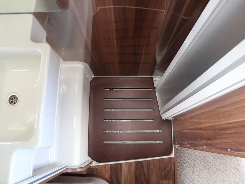 Rollerteam Autoroller 746 2016 Motorhome - Large 22