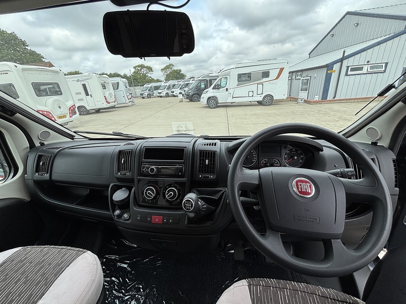 Rollerteam T-Line 680 2013 Motorhome - Large 11