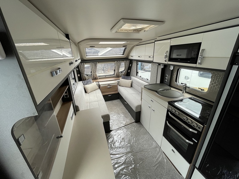 Swift Conquerer 480 2022 Caravan - Large 4