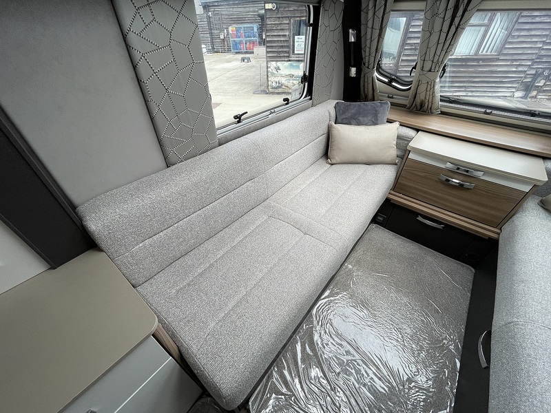 Swift Conquerer 480 2022 Caravan - Large 9
