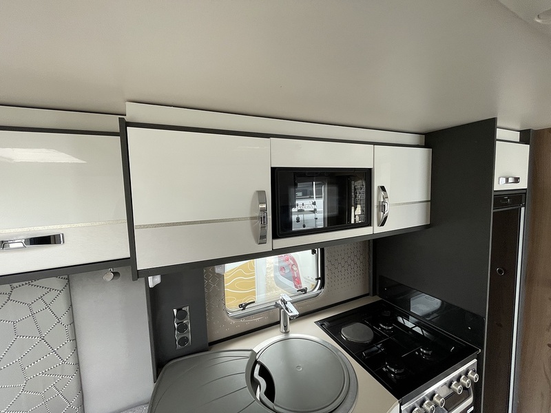Swift Conquerer 480 2022 Caravan - Large 13