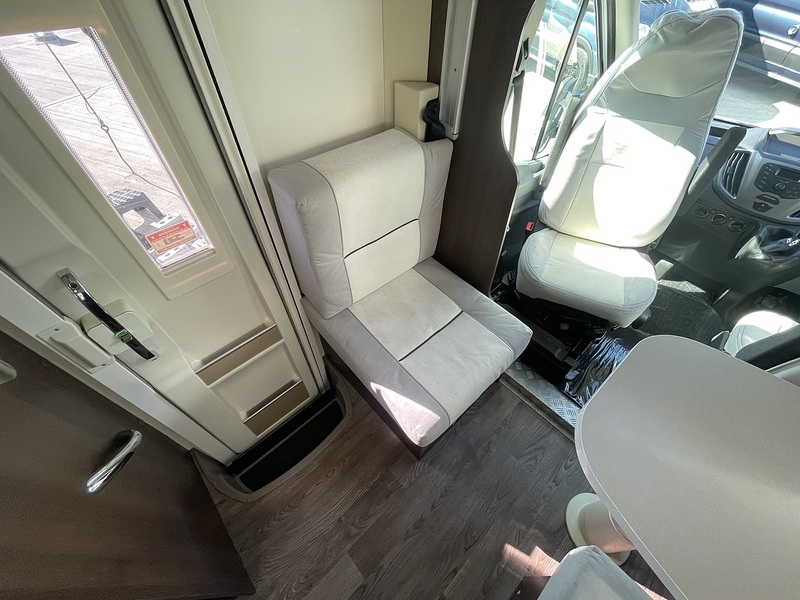 Rollerteam Zefiro 685 2019 Motorhome - Large 12