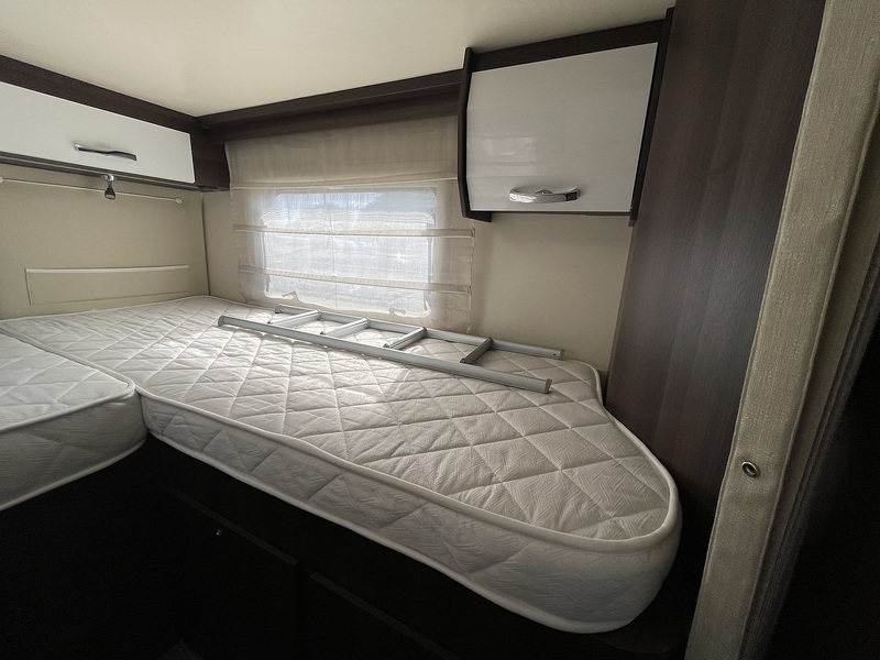 Rollerteam Zefiro 685 2019 Motorhome - Large 23