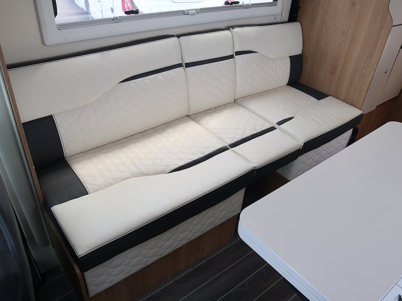 Rollerteam Autoroller 707 2023 Motorhome - Large 14
