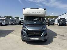 Autotrail Tracker EKS 2022 Motorhome1
