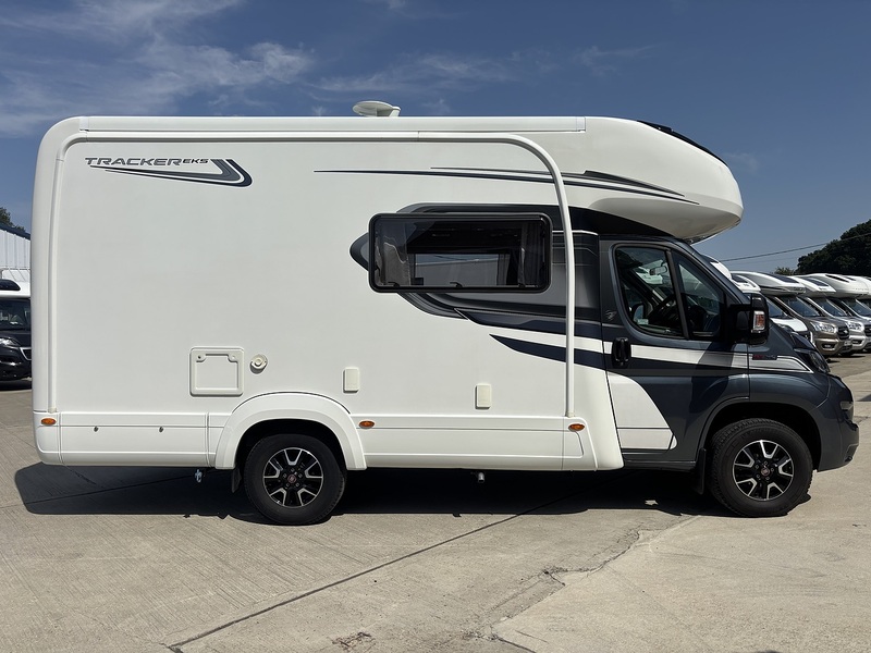 Autotrail Tracker EKS 2022 Motorhome - Large 3