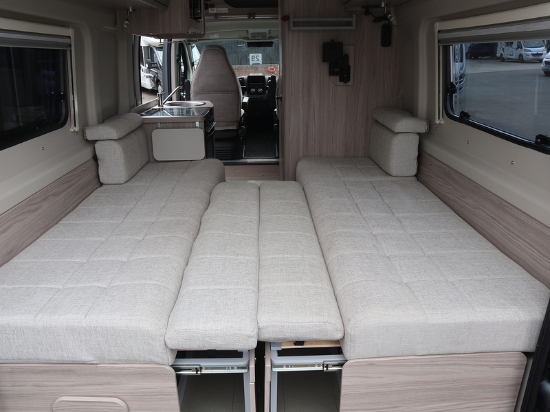 Elddis Autoquest CV20 2022 Motorhome - Large 9