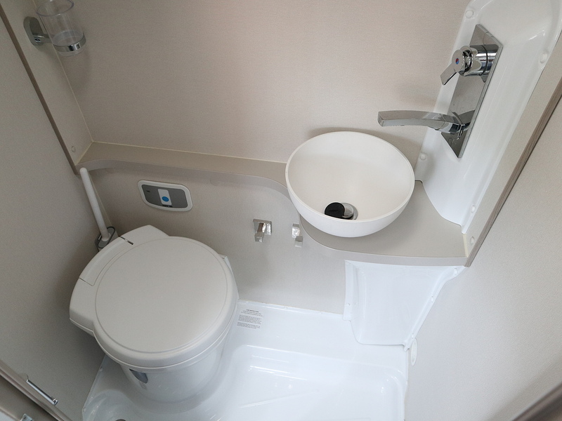 Elddis Autoquest CV20 2022 Motorhome - Large 21
