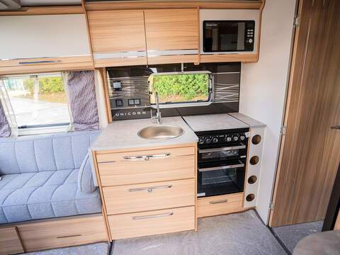 Bailey Unicorn Cabrera Caravan - U2411