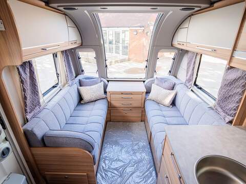 Bailey Unicorn Cabrera Caravan - U2411