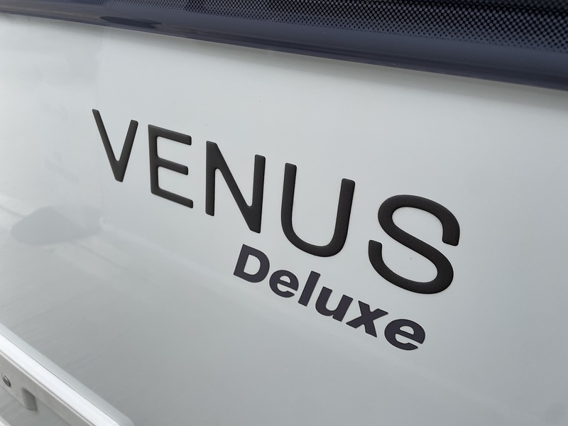 Venus Deluxe 570 2019 Caravan - Large 7