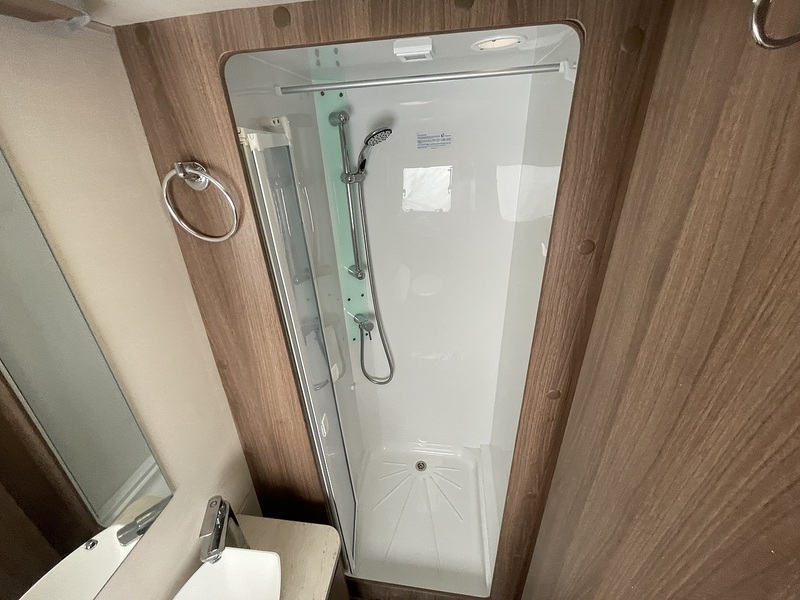 Venus Deluxe 570 2019 Caravan - Large 19
