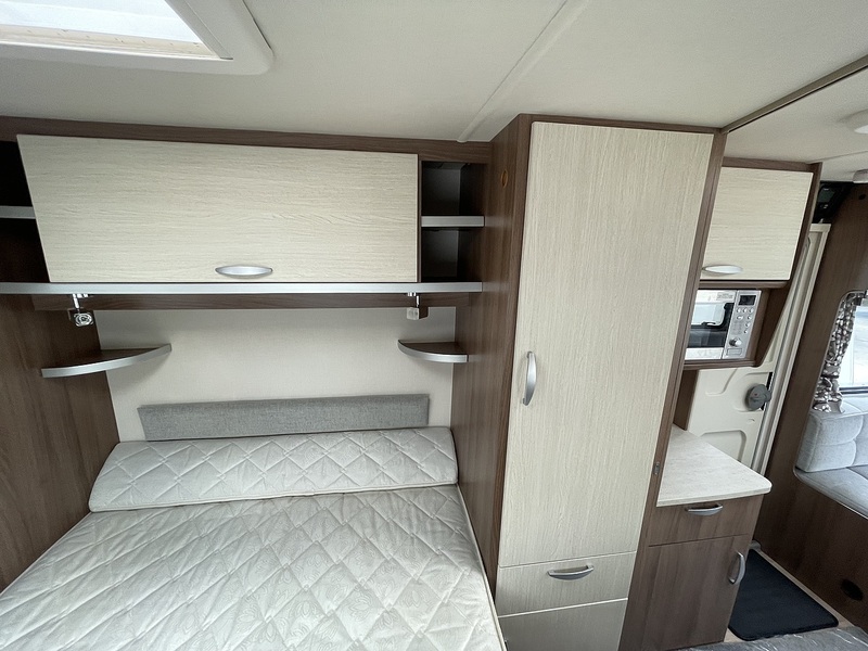 Venus Deluxe 570 2019 Caravan - Large 15