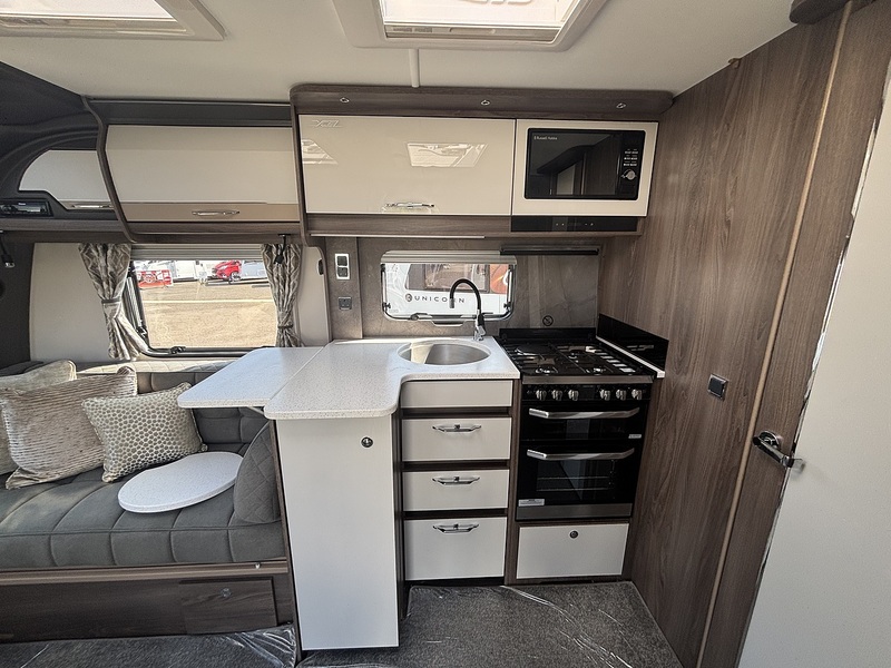 Coachman Lazer Xcel 850 2024 Caravan - Large 20