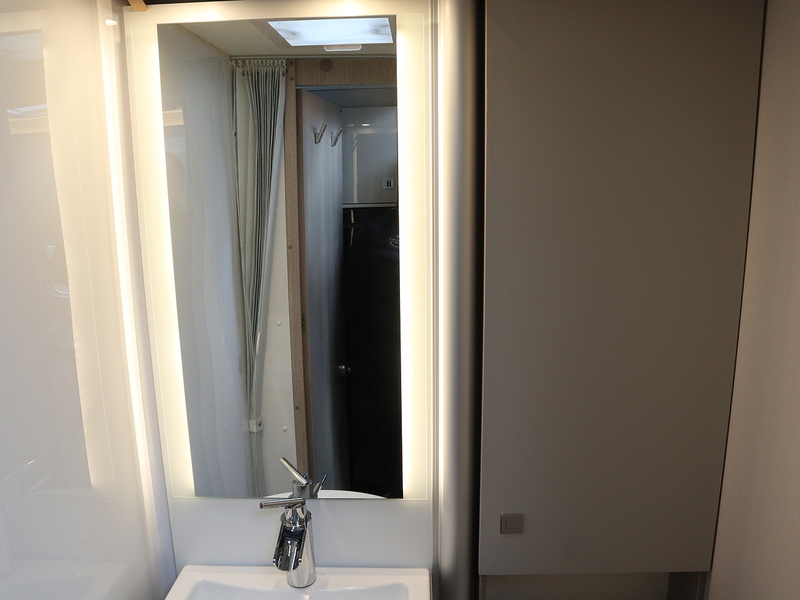 Burstner Nexxo Van T700 2023 Motorhome - Large 24