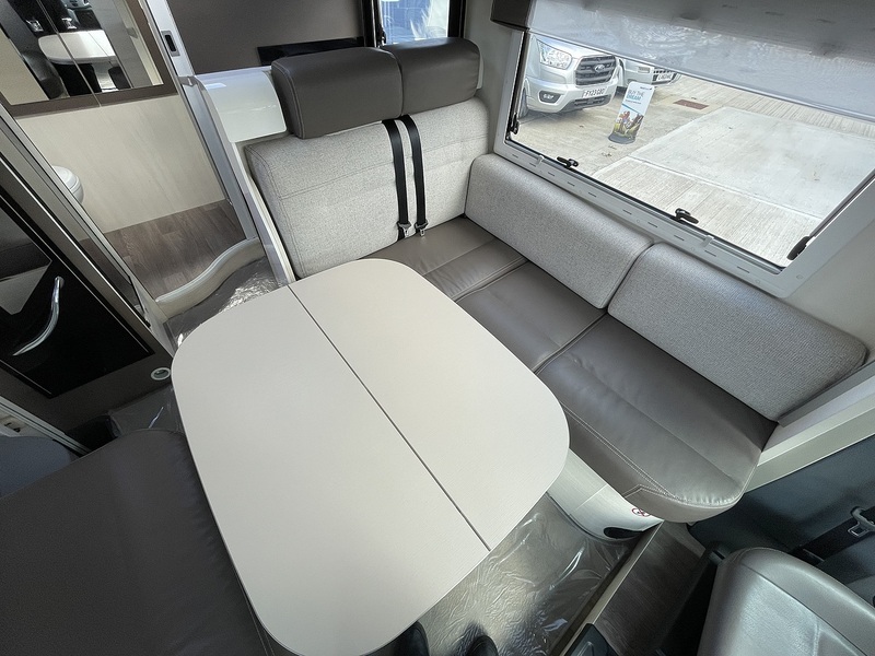 Chausson Welcome 530 2018 Motorhome - Large 11