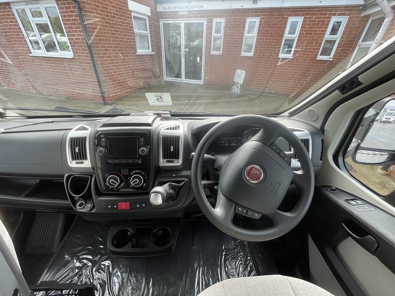 Autotrail Imala 730 Hi-line 2018 Motorhome - Large 5