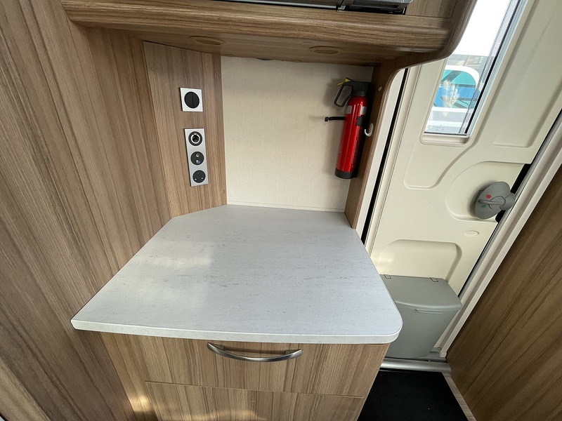 Lunar Clubman SI 2018 Caravan - Large 16
