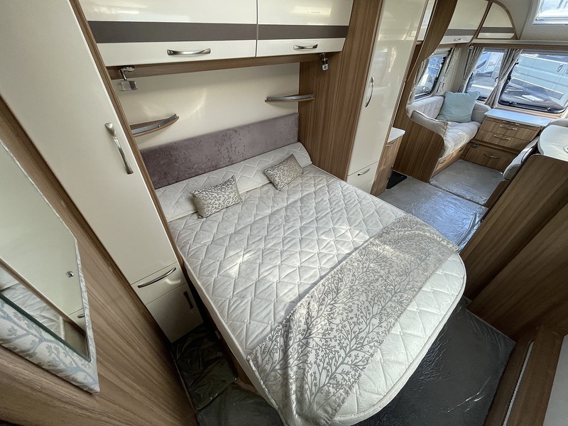 Lunar Clubman SI 2018 Caravan - Large 19
