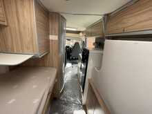 Hymer Yellowstone 2021 Campervan5