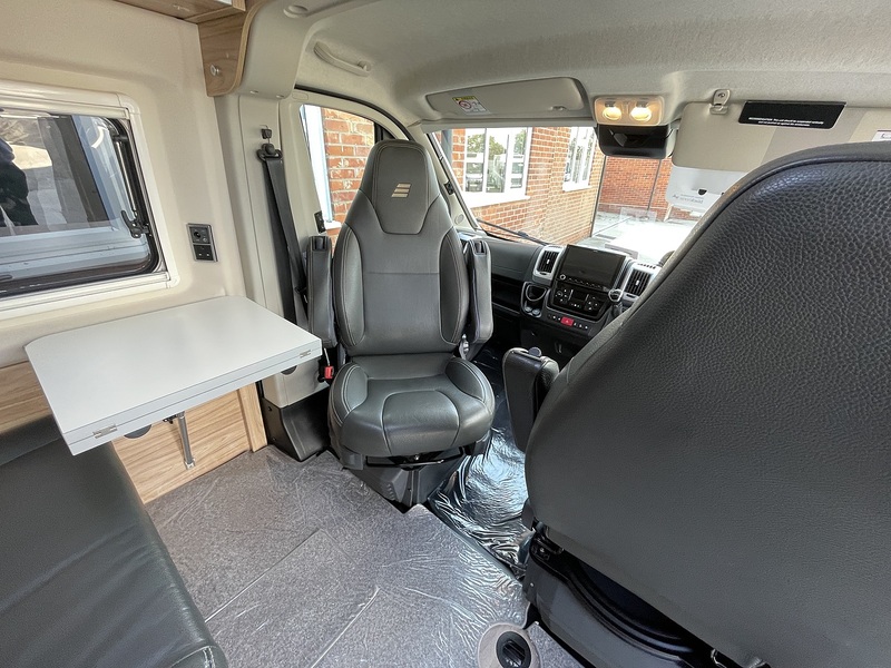 Hymer Yellowstone 2021 Campervan - Large 8