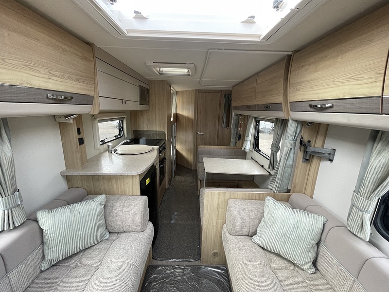 Elddis Osprey 576 2016 Caravan - Large 5