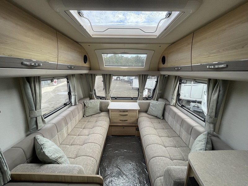 Elddis Osprey 576 2016 Caravan - Large 9