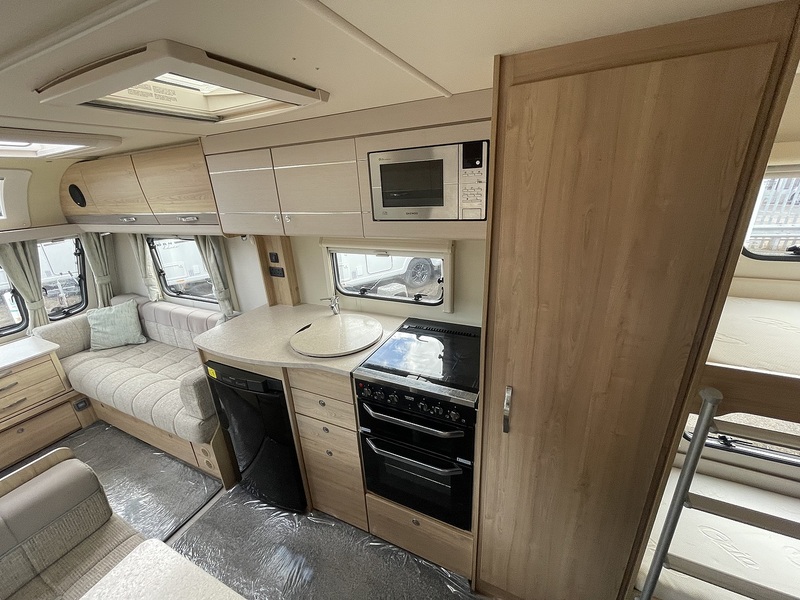 Elddis Osprey 576 2016 Caravan - Large 14
