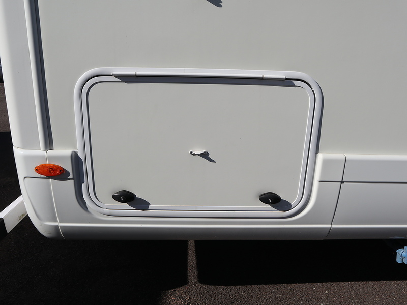 Autotrail Apache 700 2014 Motorhome - Large 3