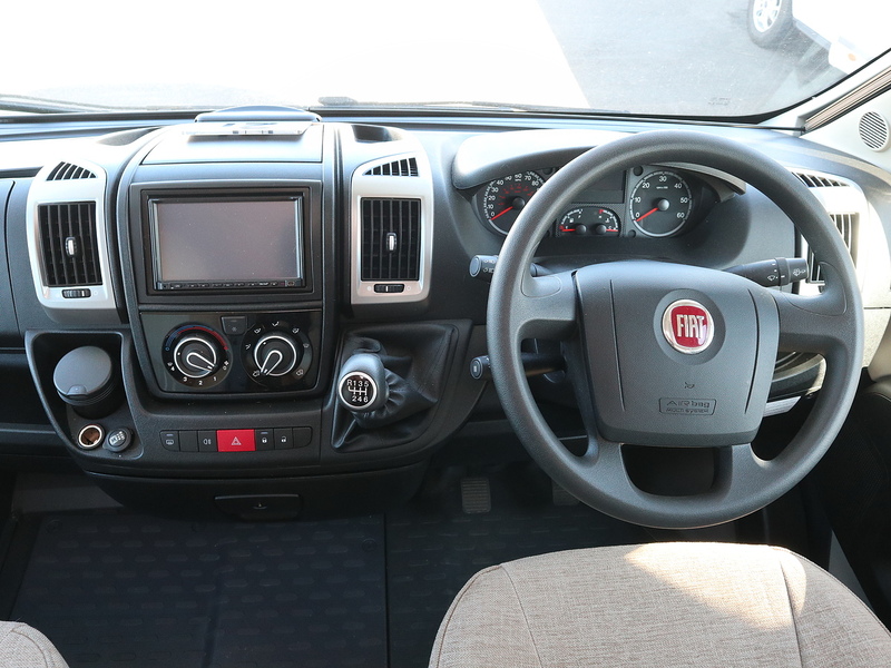 Autotrail Apache 700 2014 Motorhome - Large 7