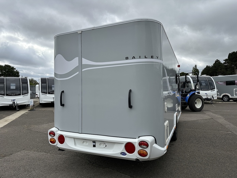Bailey Discovery D4-4 2020 Caravan - Large 11