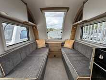 Bailey Discovery D4-4 2020 Caravan3