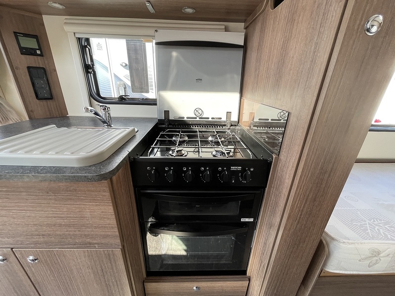 Bailey Phoenix 642 2019 Caravan - Large 12