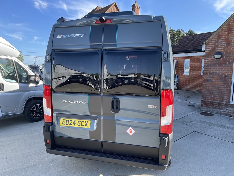 Swift Carrera 122 2024 Campervan - Large 27