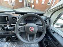 Swift Carrera 122 2024 Campervan11