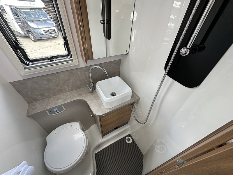 Bailey Adamo 75-4DL 2024 Motorhome - Large 5