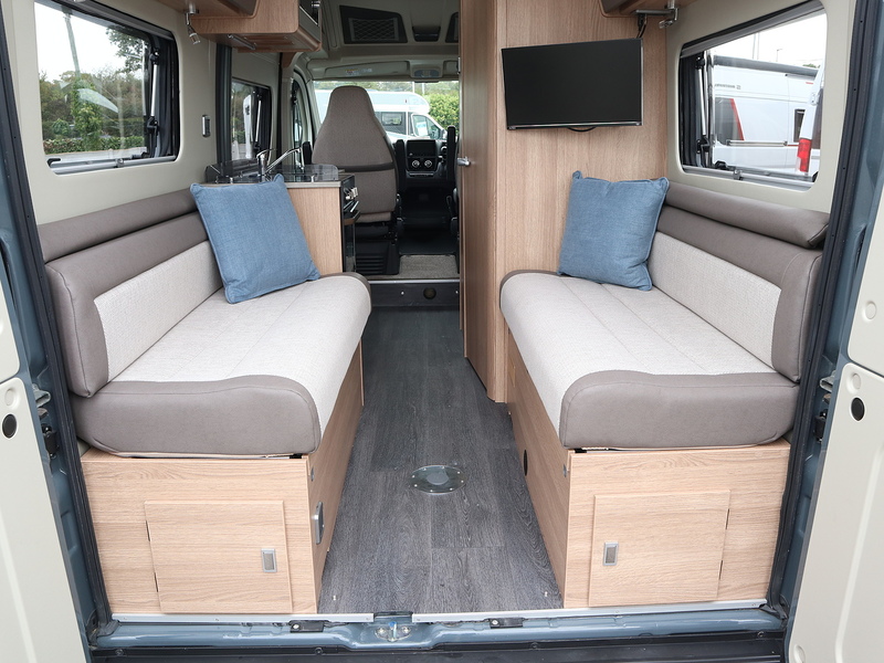 Autotrail V-Line 540 SE 2025 Campervan - Large 6