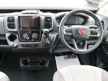 Autotrail V-Line 540 SE 2025 Campervan13