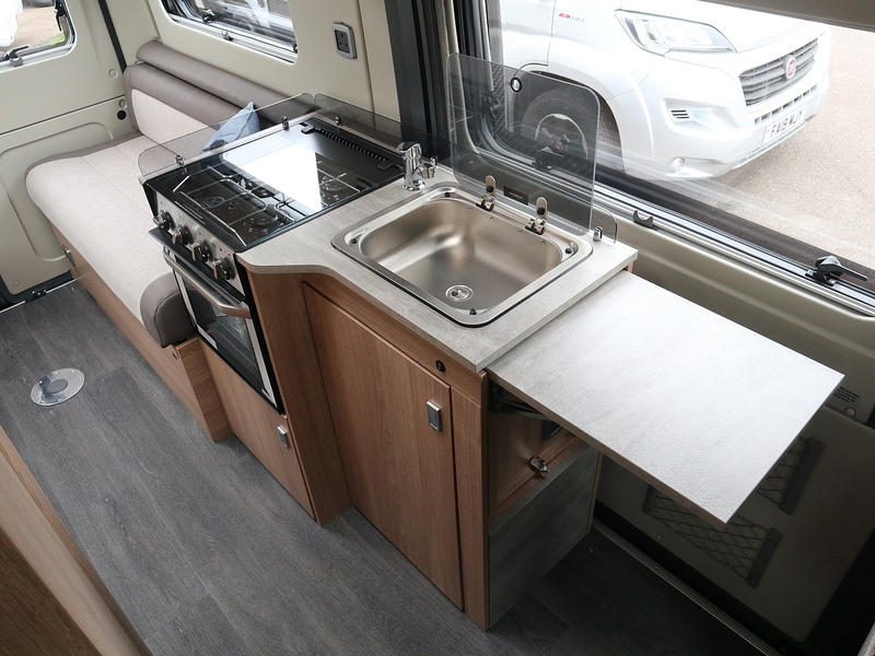 Autotrail V-Line 540 SE 2025 Campervan - Large 15