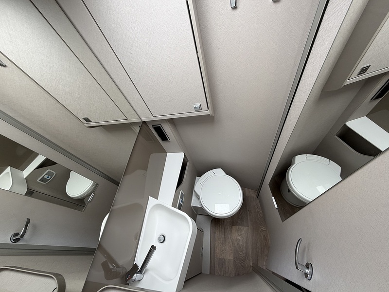 Hymer T Class 695 2022 Motorhome - Large 28