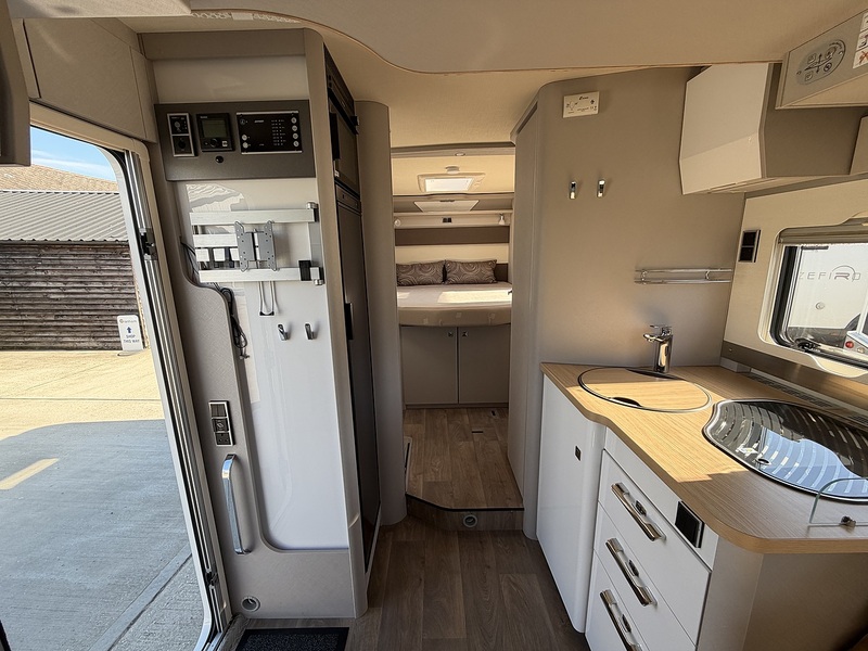 Hymer T Class 695 2022 Motorhome - Large 13