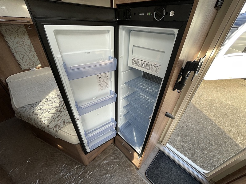 Bailey Unicorn Valencia 2019 Caravan - Large 10