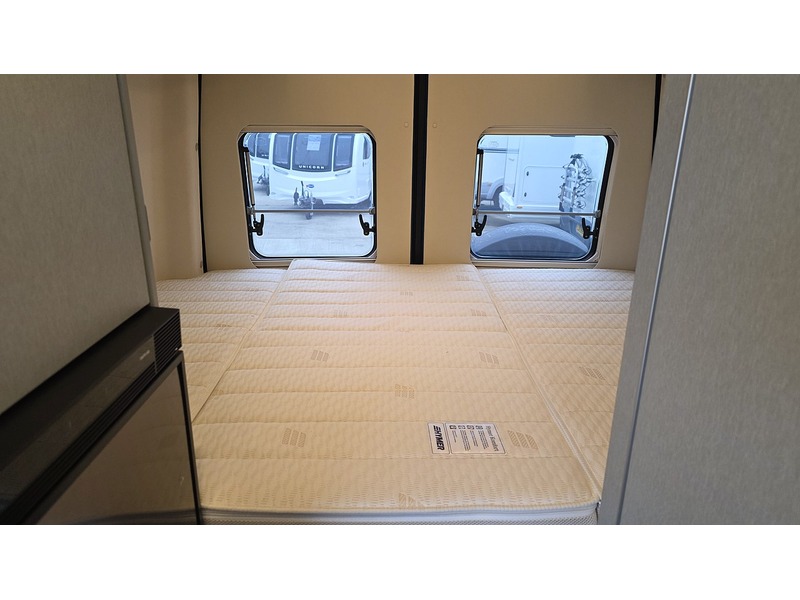 Hymer Free 600 S Blue Evolution 2022 Campervan - Large 14