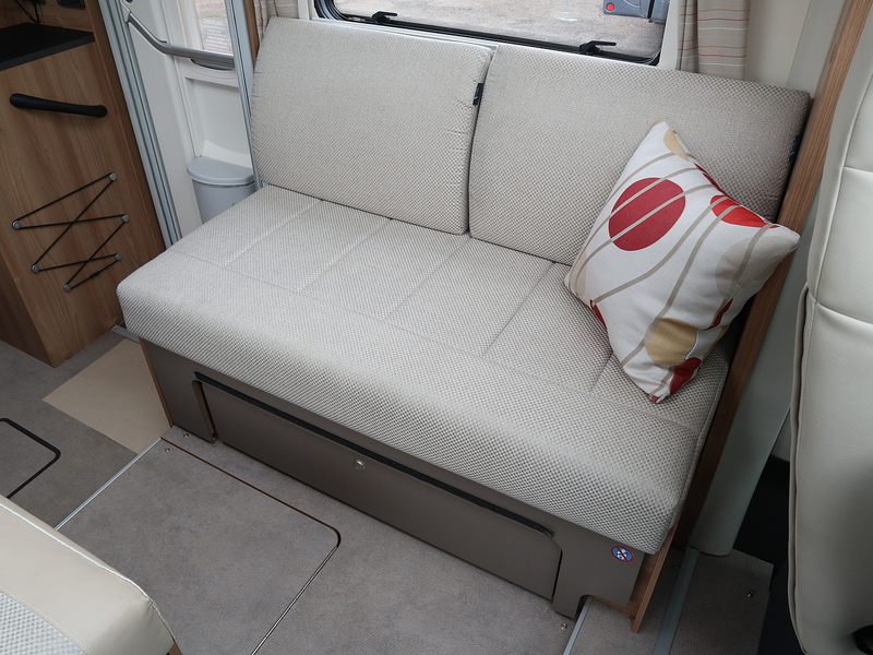 Bailey Autograph 75-4 2017 Motorhome - Large 10